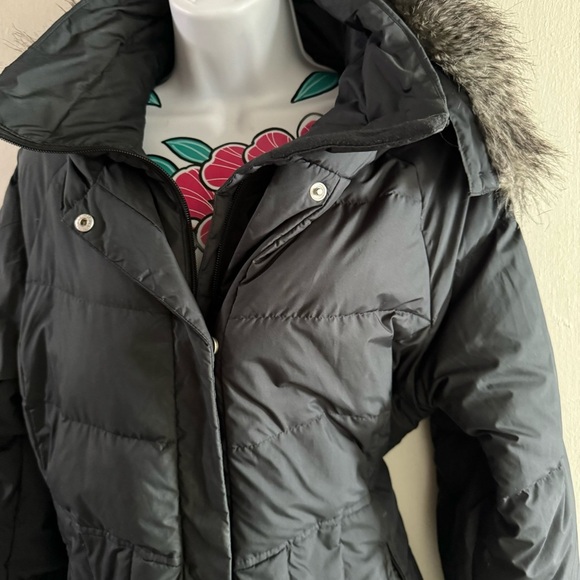 Women's Black Puffer Jacket with Faux Fur Hood - Picture 4 of 8